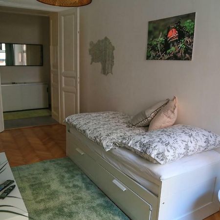 Lovely Apartment In The Heart Of Graz Exterior foto